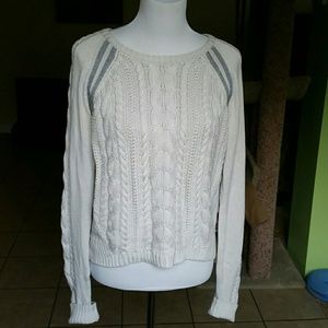 Comfy and cute Athleta  sweater.